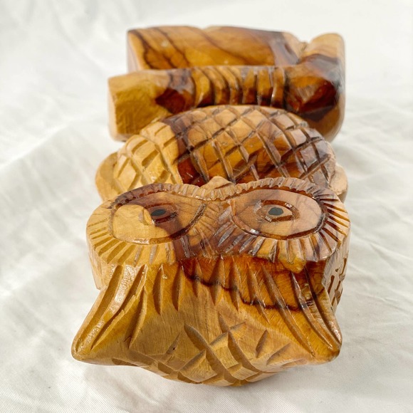 Owl Carved Wooden Figurine - Picture 3 of 7